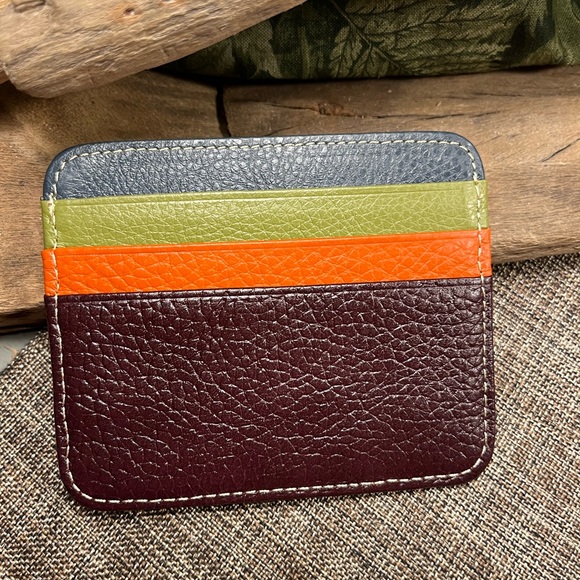 5098-ATT Minimalistic Leather Layer Embossed MultiColors Card & Bill Holder New - Picture 2 of 9